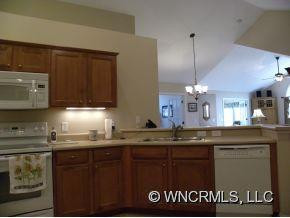 141 Summerfield Place - Photo 9