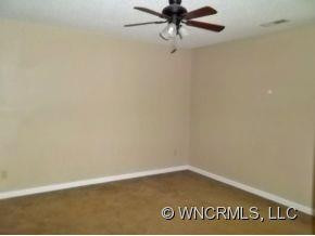 239 Highland View Court - Photo 12