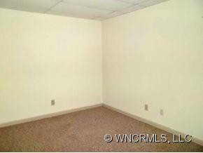 239 Highland View Court - Photo 14