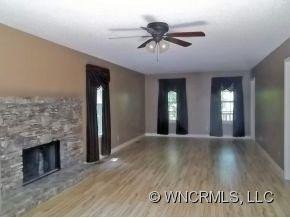 239 Highland View Court - Photo 3