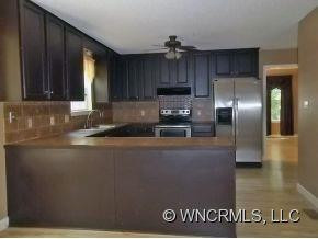 239 Highland View Court - Photo 5