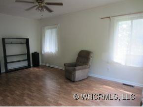 39 Old Burnsville Hill Road - Photo 3