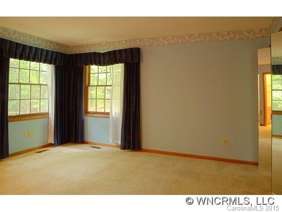 113 Richburn Drive - Photo 6