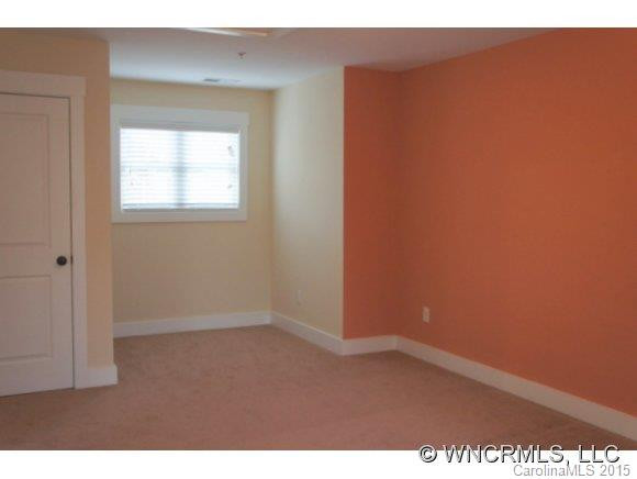 9 Roselyn Way - Photo 15