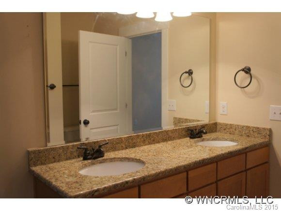 9 Roselyn Way - Photo 10