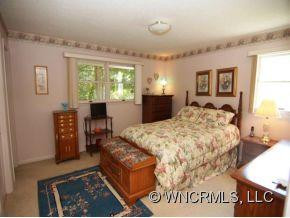 126 APACHE DRIVE - Photo 8