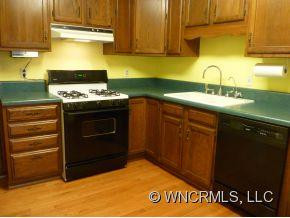 123 Kingsgate Rd. - Photo 3
