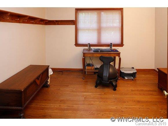 20 Pinecroft - Photo 17
