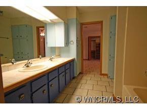 106 Parker Point - Photo 10