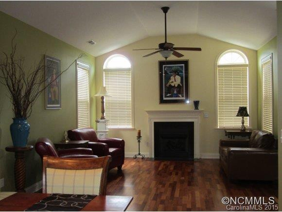 113 Outlook Circle - Photo 3