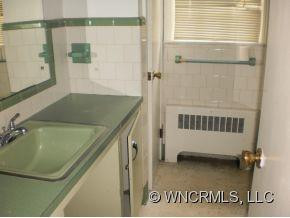 900 Blanton Street - Photo 8