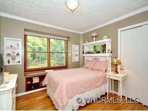 11 CAROLINE DRIVE - Photo 9