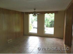 1732 Haywood Road - Photo 6
