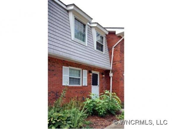 405 SOUTHWAY GARDEN ROAD