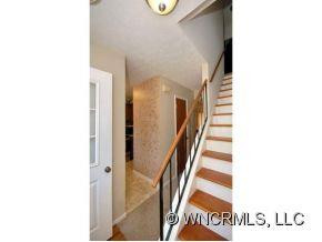 405 SOUTHWAY GARDEN ROAD - Photo 3