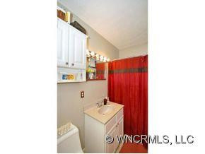 405 SOUTHWAY GARDEN ROAD - Photo 9