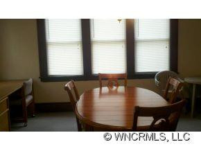 84 Forest Hill - Photo 3