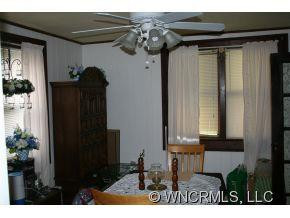 303 West Lane - Photo 3
