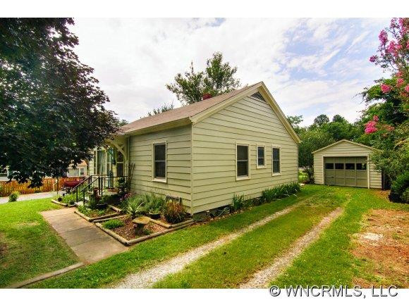 25 Inglewood Ave