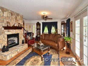 237 WOODYS DRIVE - Photo 3