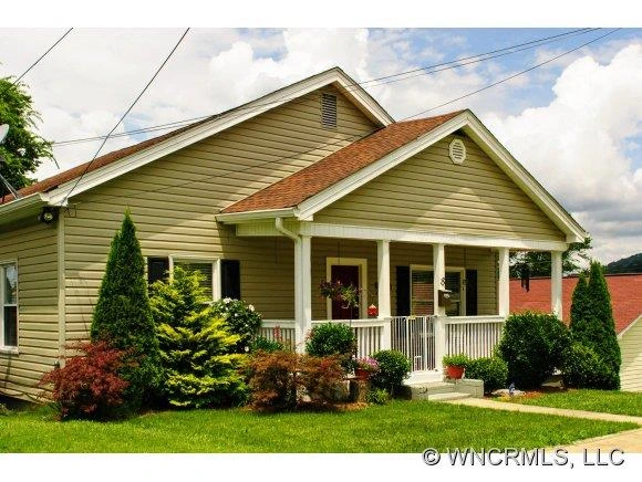 8 Ridge Street