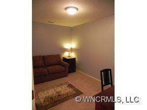 201 Chesire Way - Photo 8