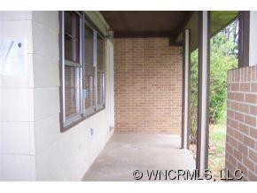 583 Deer Park Lake Road - Photo 10