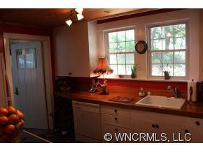 190 Euit Smith Road - Photo 8