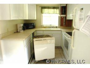 950 Main St.; Unit 3 - Garden View - Photo 7