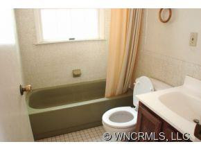 950 Main St.; Unit 3 - Garden View - Photo 9