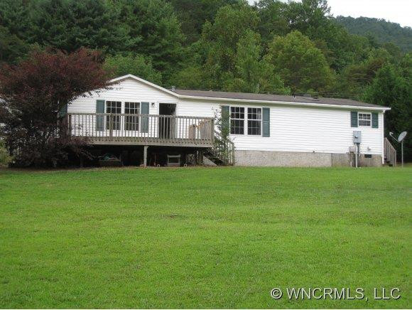 6 Shadow Oaks Drive