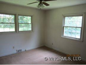 44 W Raleigh Road - Photo 13