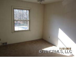 44 W Raleigh Road - Photo 7