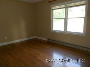 305 South Carolina Ave - Photo 3