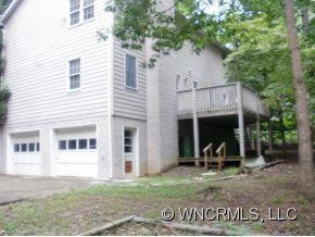 1031 Windsor Drive - Photo 2