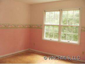 1031 Windsor Drive - Photo 11