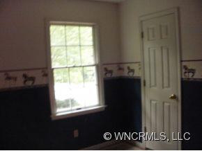 1031 Windsor Drive - Photo 13