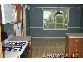 1031 Windsor Drive - Photo 3