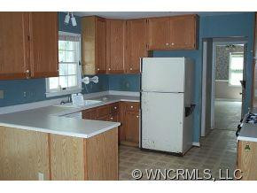 1031 Windsor Drive - Photo 4