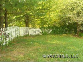 131 Holly Tree Cir - Photo 13