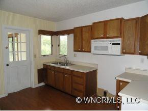 95 Armstrong Road - Photo 13
