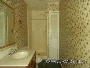 1673 Jenkins Valley Rd - Photo 5