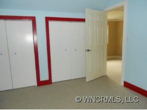 275 Newberry Dr - Photo 12