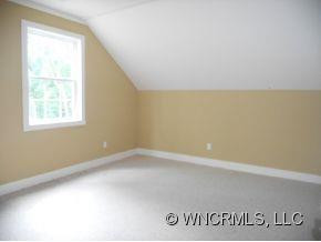 275 Newberry Dr - Photo 13