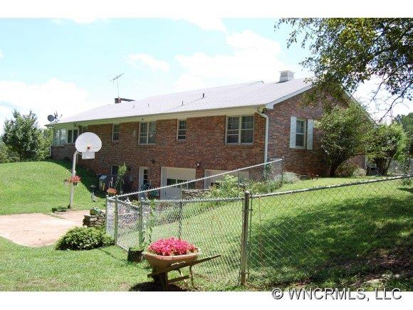 1129 Bear Creek Road