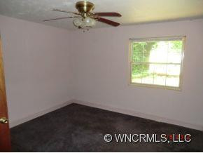 25 Royal Pines Drive - Photo 4