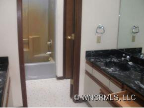 140 Crabapple Ln - Photo 16