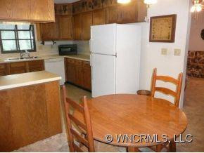 204 SWEETPEA LANE - Photo 4