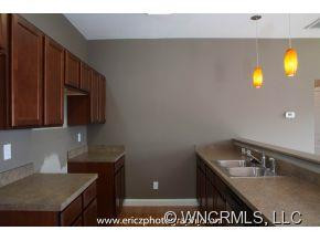 22 Ravenmont - Photo 12