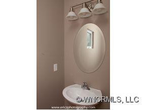 22 Ravenmont - Photo 6